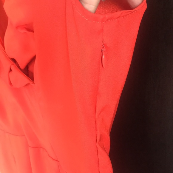 Le Chateau Size Small Orange /red colour - Picture 3 of 5